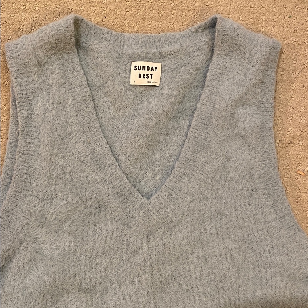 Sunday Best (Aritzia) sweater vest - Sz S - Picture 3 of 4